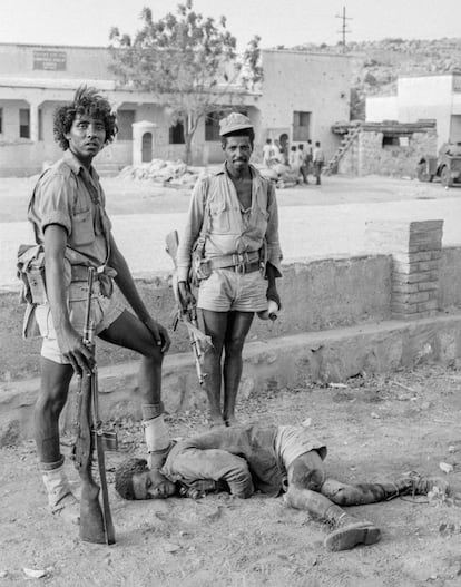 Fotografía de guerra de Arturo Pérez-Reverte